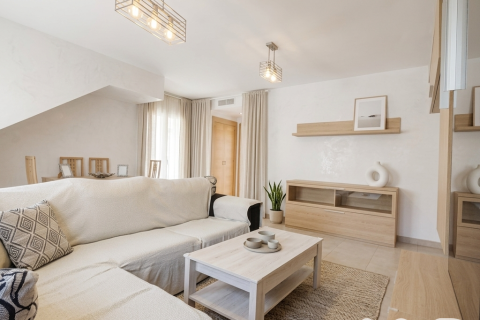 Villetta a schiera in vendita a Malaga, Spagna 3 camere da letto, 130 mq. N° 172605 - foto 2