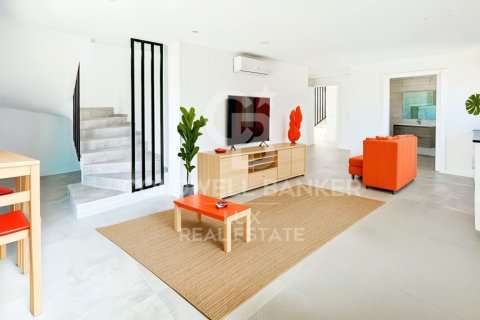 Paritalo Roses, Girona, Espanja 2 makuuhuonetta, 61 m2 No. 160258