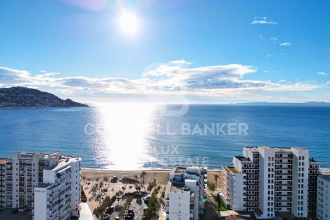 Takvåning i Roses, Girona, Spanien 2 sovrum, 58 kvm. Nr. 160256