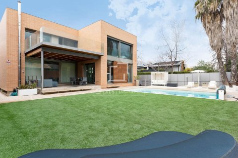 Villa till salu i Sant Cugat Del Valles, Barcelona, Spanien 6 sovrum, 569 kvm. Nr. 150864 - foto 10