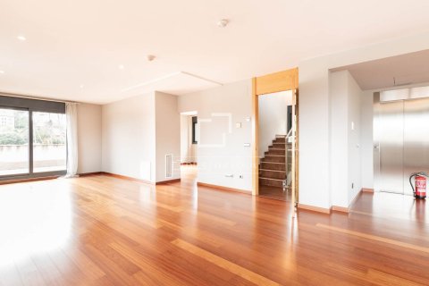 Villa till salu i Bellaterra, Barcelona, Spanien 6 sovrum, 620 kvm. Nr. 150861 - foto 29