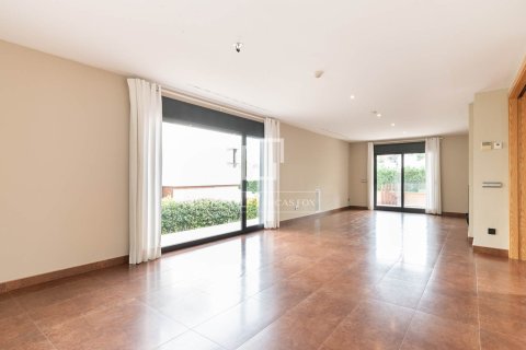 Villa till salu i Bellaterra, Barcelona, Spanien 6 sovrum, 620 kvm. Nr. 150861 - foto 6