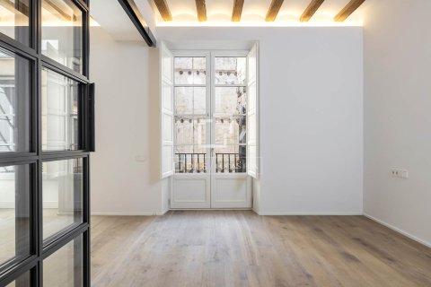 Dzīvoklis pārdošanā Barcelona, Spānijā 2 istabas, 115 m2 Nr. 150866 - attēls 12
