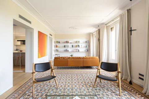 Apartament w Barcelona, Hiszpania 3 sypialnie, 183 mkw. nr 150863