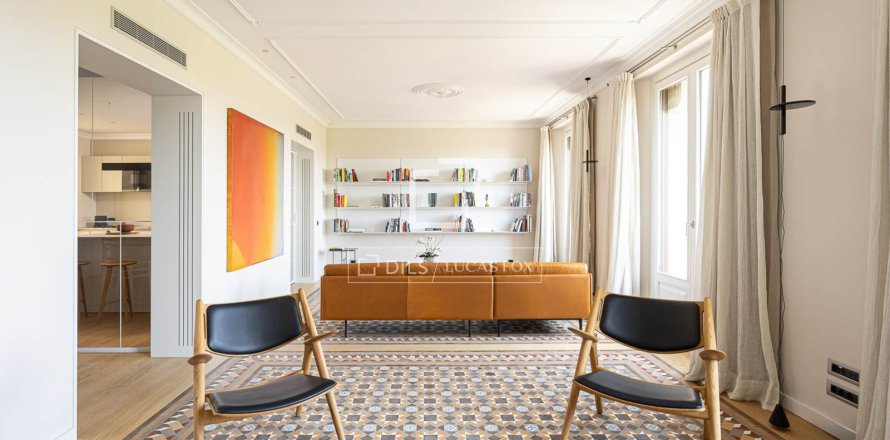 Apartament w Barcelona, Hiszpania 3 sypialnie, 183 mkw. nr 150863