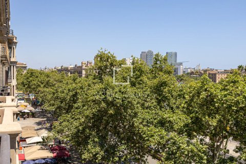 Apartament w Barcelona, Hiszpania 3 sypialnie, 183 mkw. nr 150863 – zdjęcie 11