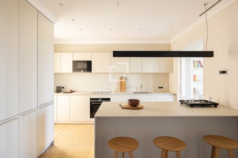 Apartament w Barcelona, Hiszpania 3 sypialnie, 183 mkw. nr 150863 – zdjęcie 18