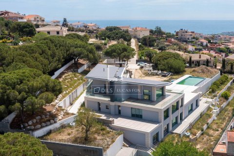 Villa till salu i Teia, Barcelona, Spanien 7 sovrum, 788 kvm. Nr. 150862 - foto 2