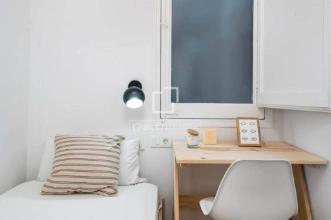 Apartament w Barcelona, Hiszpania 3 sypialnie, 68 mkw. nr 150860 – zdjęcie 14