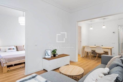 Apartament w Barcelona, Hiszpania 3 sypialnie, 68 mkw. nr 150860 – zdjęcie 3