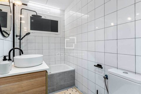 Apartament w Barcelona, Hiszpania 3 sypialnie, 68 mkw. nr 150860 – zdjęcie 22