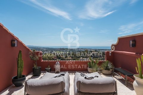 Takvåning i Benahavis, Malaga, Spanien 3 sovrum, 189 kvm. Nr. 158600