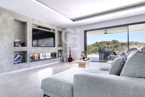 Продажа виллы в Бенахавис, Малага, Испания 5 спален, 1451м2 №158596 - фото 4
