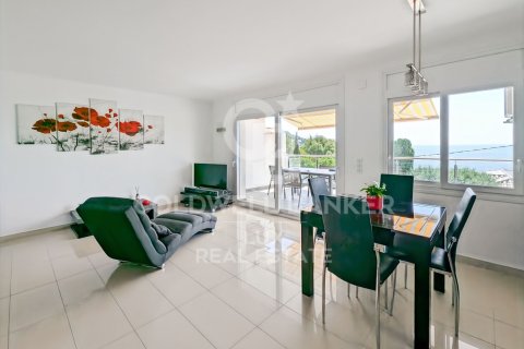 Huoneisto myytävänä Roses, Girona, Espanja, 2 makuuhuonetta, 71 m2 No. 158598 - kuva 5