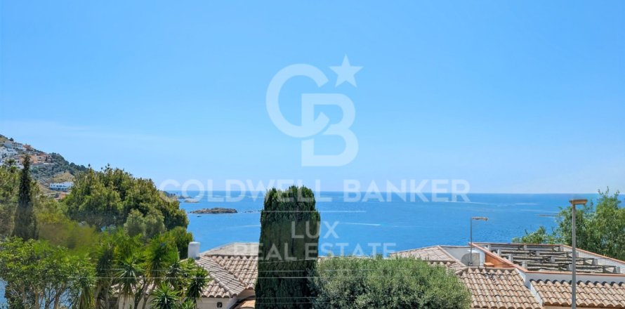 Huoneisto Roses, Girona, Espanja 2 makuuhuonetta, 71 m2 No. 158598