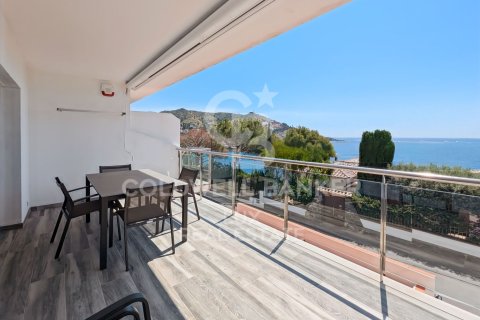 Huoneisto myytävänä Roses, Girona, Espanja, 2 makuuhuonetta, 71 m2 No. 158598 - kuva 2
