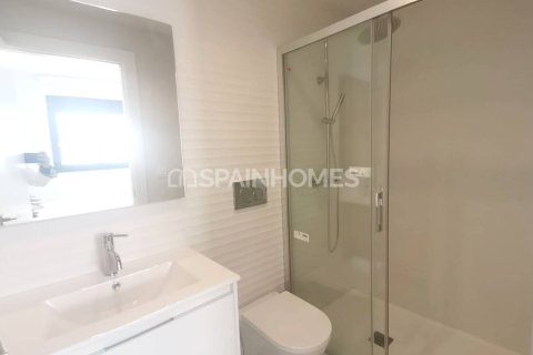 Продажа квартиры в Торревьеха, Аликанте, Испания 2 спальни, 74м2 №149634 - фото 19