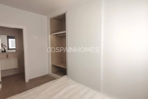 Huoneisto myytävänä Torrevieja, Alicante, Espanja, 2 makuuhuonetta, 74 m2 No. 149634 - kuva 14