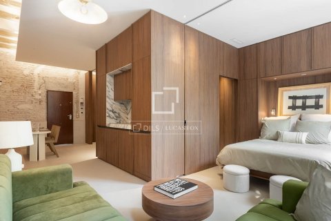 Apartment à vendre à Barcelona, Espagne, 2 chambres, 54 m2 No. 150548 - photo 2