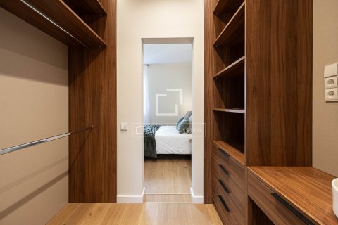 Apartment à vendre à Barcelona, Espagne, 3 chambres, 96 m2 No. 150545 - photo 16