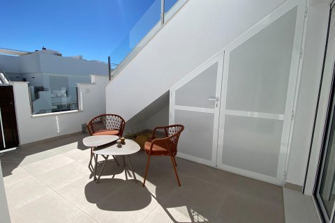 Bungalow till salu i Pilar de la Horadada, Alicante, Spanien 3 sovrum, 99 kvm. Nr. 170715 - foto 8