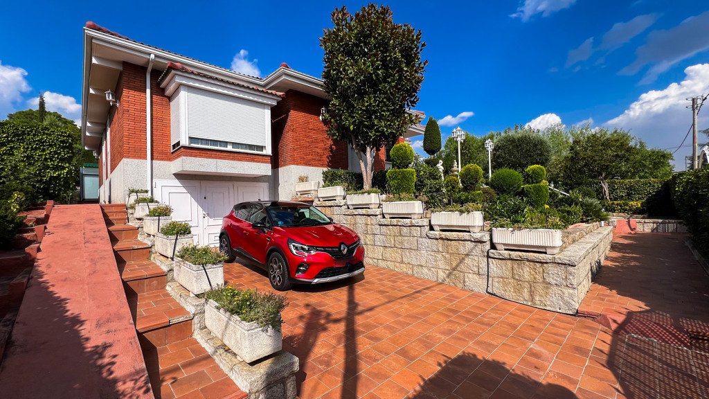 Villa i Soto del Real, Madrid, Spanien 4 sovrum, 487 kvm. Nr. 105765