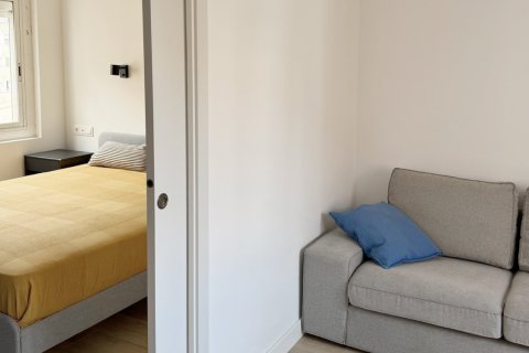 Apartment à vendre Barcelona, Espagne, 1 chambre, 49 m2 No. 133149 - photo 3