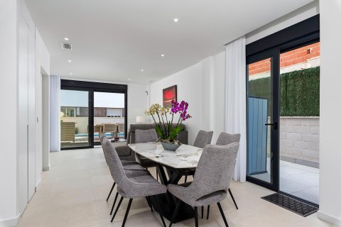 Townhouse à vendre à Guardamar del Segura, Alicante, Espagne, 4 chambres, 171 m2 No. 142758 - photo 15