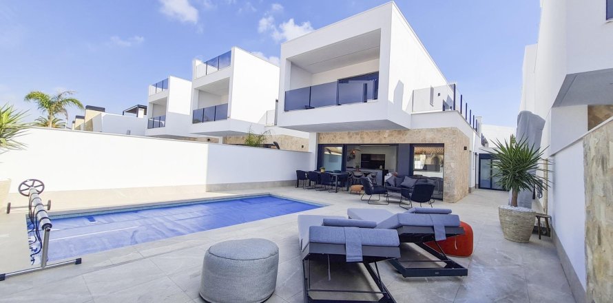 Villa en San Pedro del Pinatar, Murcia, España 3 dormitorios, 112 m2 No. 142756