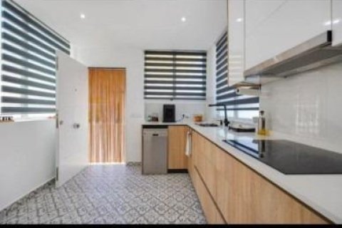 House for sale in Guardamar del Segura, Alicante, Spain 3 bedrooms, 123 sq.m. No. 140118 - photo 6