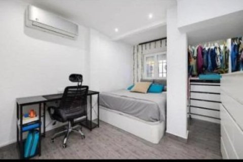 House for sale in Guardamar del Segura, Alicante, Spain 3 bedrooms, 123 sq.m. No. 140118 - photo 8