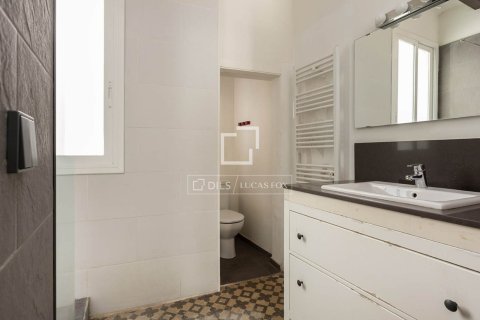Apartament w Barcelona, Hiszpania 2 sypialnie, 60 mkw. nr 150944 – zdjęcie 27