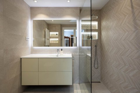 Appartamento in vendita a Barcelona, Spagna 4 camere da letto, 122 mq. N° 150946 - foto 17