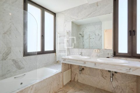 Villa à vendre à Sant Vicenc De Montalt, Barcelona, Espagne, 4 chambres, 266 m2 No. 150950 - photo 20