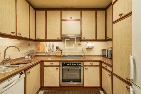 Penthouse w Barcelona, Hiszpania 5 sypialni, 153 mkw. nr 150949 – zdjęcie 15