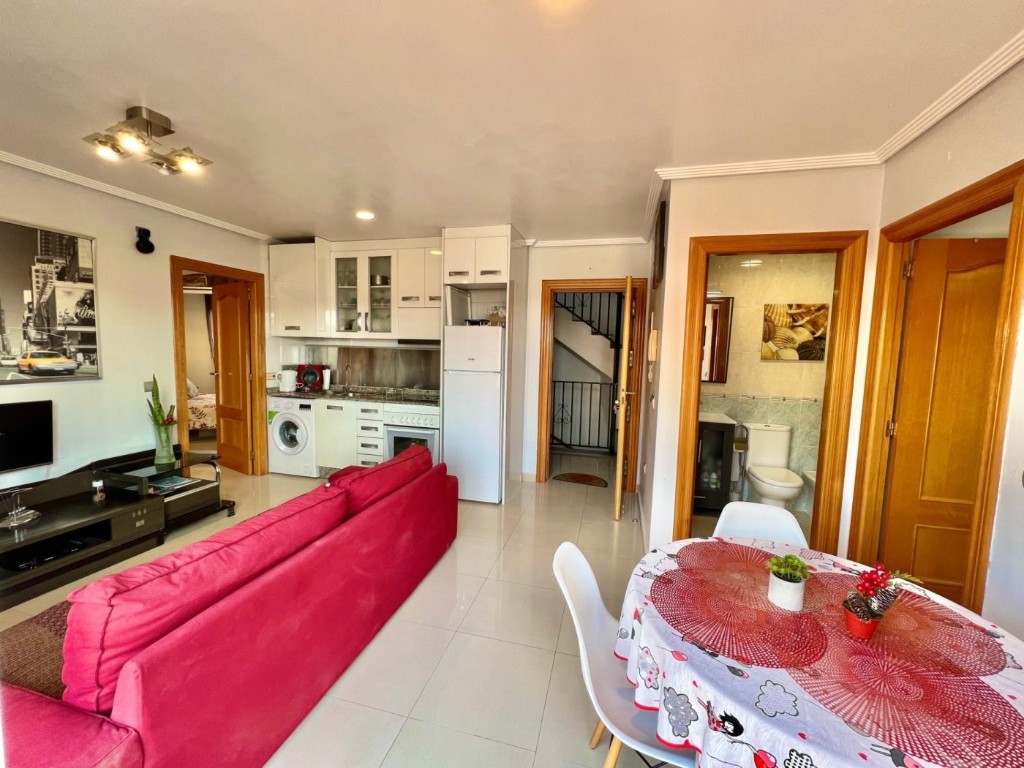 Apartment in Torrevieja, Alicante, Spain 2 bedrooms, 75 sq.m. No. 183567