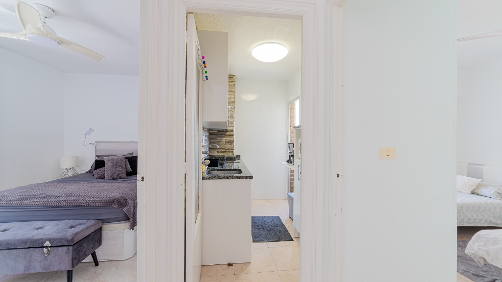 Apartment à Punta Prima, Alicante, Espagne 2 chambres, 56 m2 No. 183563