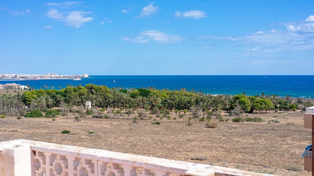 Apartment à Punta Prima, Alicante, Espagne 2 chambres, 56 m2 No. 183563