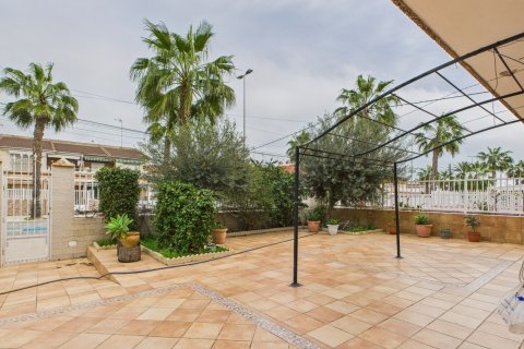 Apartamento en venta Los Alcázares, Murcia, España 4 dormitorios,  No. 138422 - foto 2