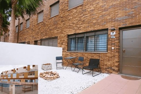 Casa adosada en venta Los Alcázares, Murcia, España 2 dormitorios,  No. 138416 - foto 1