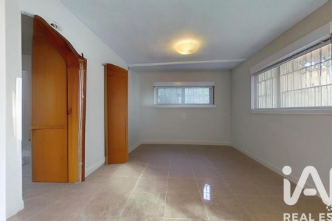 Talo myytävänä El Vendrell, Tarragona, Espanja, 4 makuuhuonetta, 163 m2 No. 152673 - kuva 12