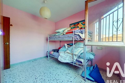 Talo myytävänä El Vendrell, Tarragona, Espanja, 4 makuuhuonetta, 163 m2 No. 152673 - kuva 29