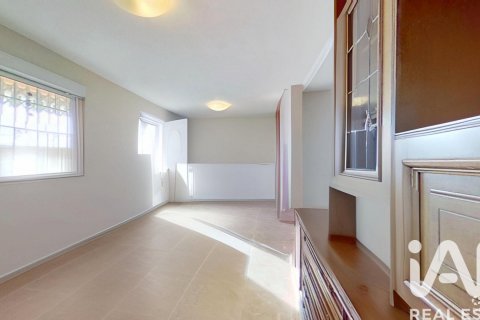 Talo myytävänä El Vendrell, Tarragona, Espanja, 4 makuuhuonetta, 163 m2 No. 152673 - kuva 23