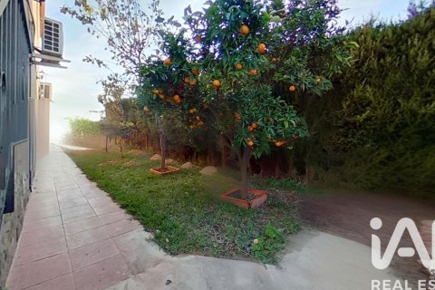 Talo myytävänä El Vendrell, Tarragona, Espanja, 4 makuuhuonetta, 163 m2 No. 152673 - kuva 6