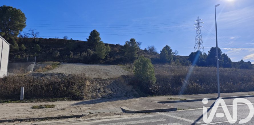 Działka w Santa Margarida de Montbui, Barcelona, Hiszpania 2033 mkw. nr 152674