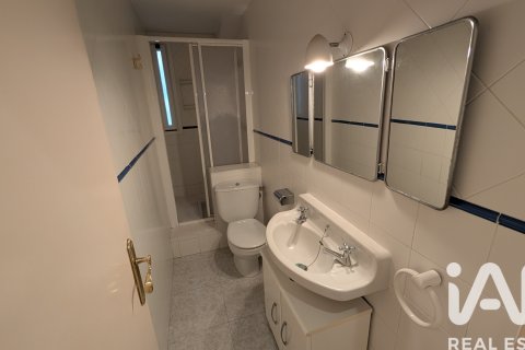 Apartment for sale in Barcelona, Spain 4 bedrooms, 135 sq.m. No. 152670 - photo 21