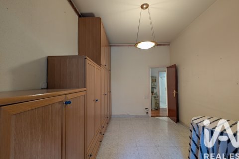 Apartment for sale in Barcelona, Spain 4 bedrooms, 135 sq.m. No. 152670 - photo 12