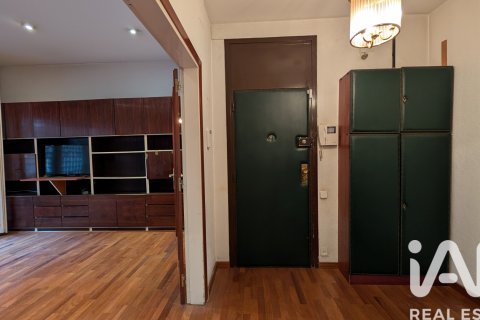 Apartment for sale in Barcelona, Spain 4 bedrooms, 135 sq.m. No. 152670 - photo 4