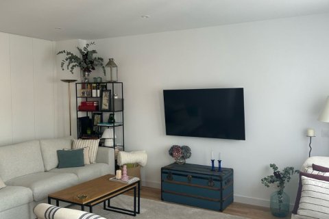 Apartamento en venta en Madrid, España 2 dormitorios, 84 m2 No. 180043 - foto 6
