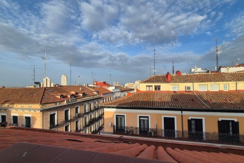 Apartament w Madrid, Hiszpania 2 sypialnie, 56 mkw. nr 180045 – zdjęcie 16